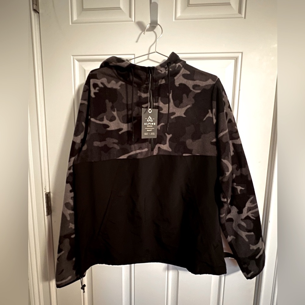 Alpine Design Men’s Black  Jungle Camo Pullover 1/2 Zip Jacket